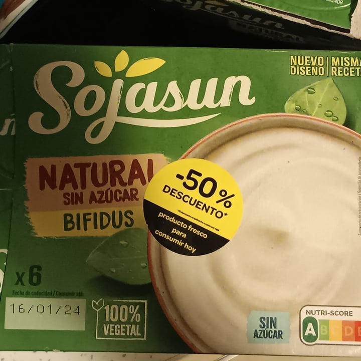 photo of Sojasun yogurt natural de soja shared by @villacampa on  05 Feb 2024 - review