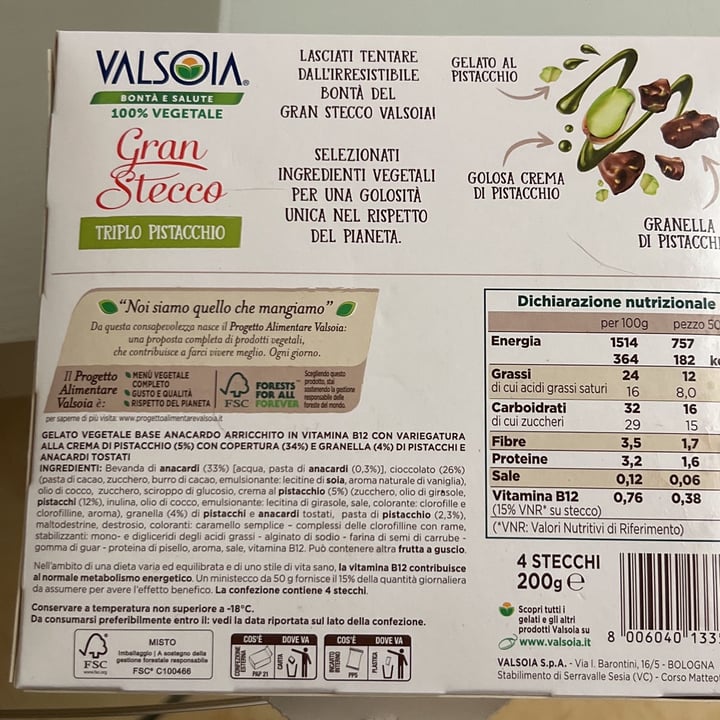 photo of Valsoia Gran Stecco Triplo Pistacchio Mini shared by @manuvegan on  15 Sep 2023 - review