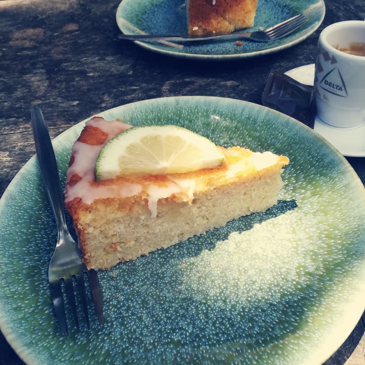 photo of Rabaçal Nature Spot Cafe Lime Pie shared by @violinoviola on  26 Jun 2024 - review