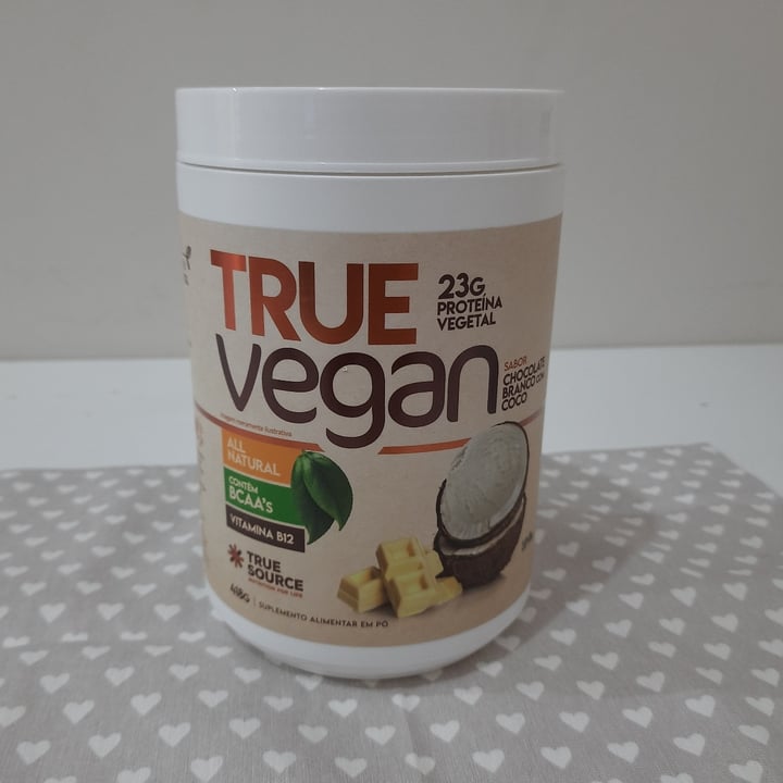 photo of True Vegan Proteína em pó sabor Chocolate Branco com Coco shared by @patysouza on  01 Jan 2024 - review