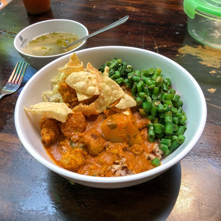 photo of Gokul RAAS Vegetarian plant based butter chicken bowl shared by @m1tch9i on  06 Oct 2023 - review