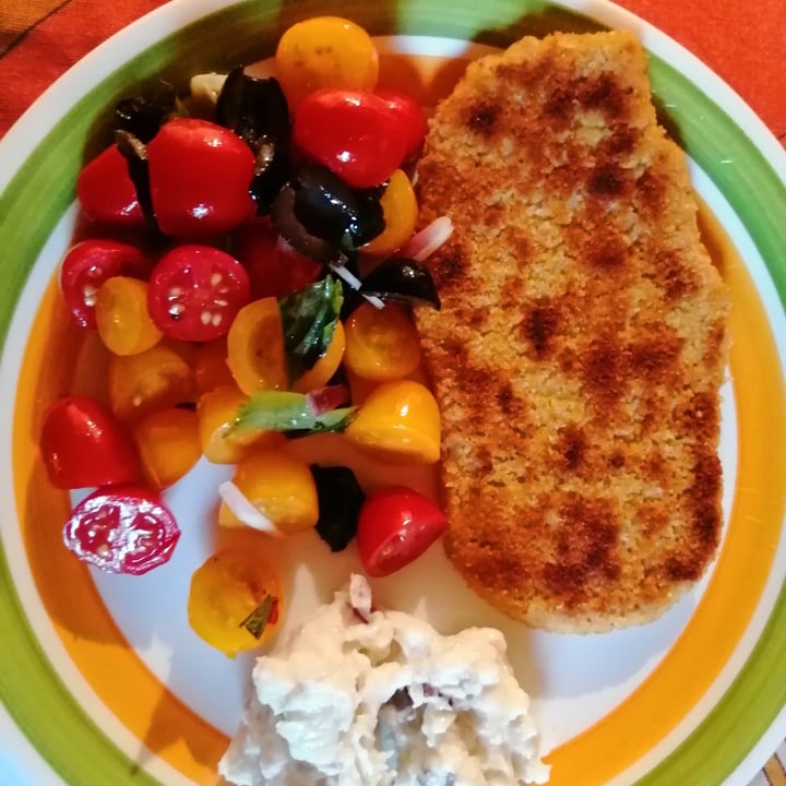 photo of Vegamo Cotoletta di Soia e Frumento shared by @linda1983 on  29 Aug 2023 - review