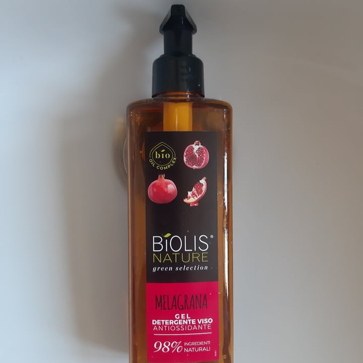 photo of Biolis Nature gel detergente viso antiossidante melagrana shared by @miele on  09 Sep 2023 - review