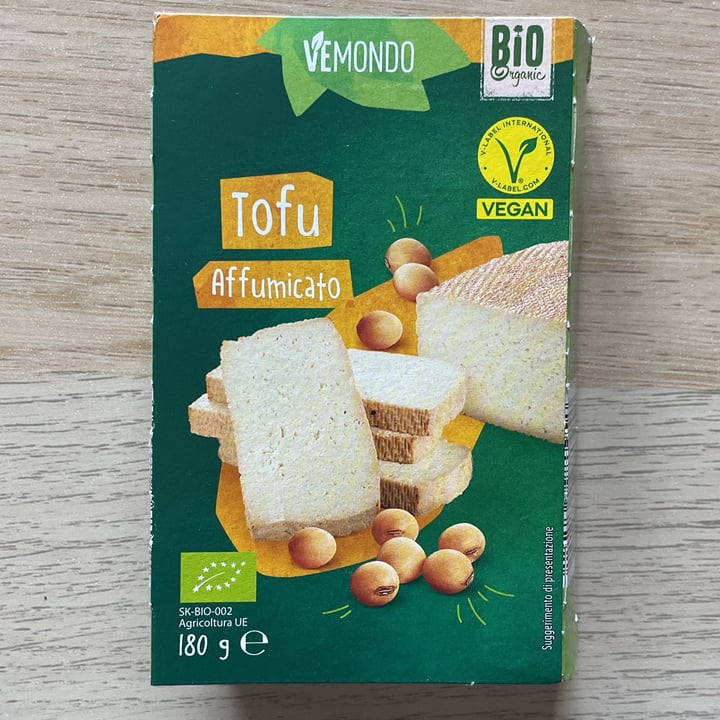 photo of Vemondo Tofu affumicato shared by @elviradeleo on  07 May 2024 - review