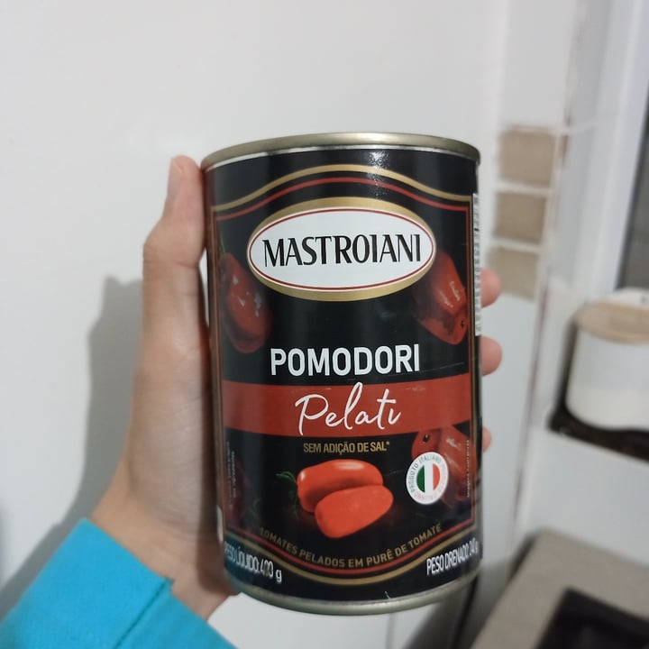 photo of Mastroiani Pomodori pelati in passata di pomodoro shared by @chuusavethebees on  01 Jun 2024 - review