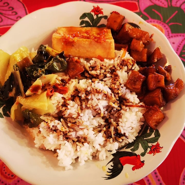 photo of Java Kantin - build your own plate shared by @sademosz on  02 Sep 2024 - review