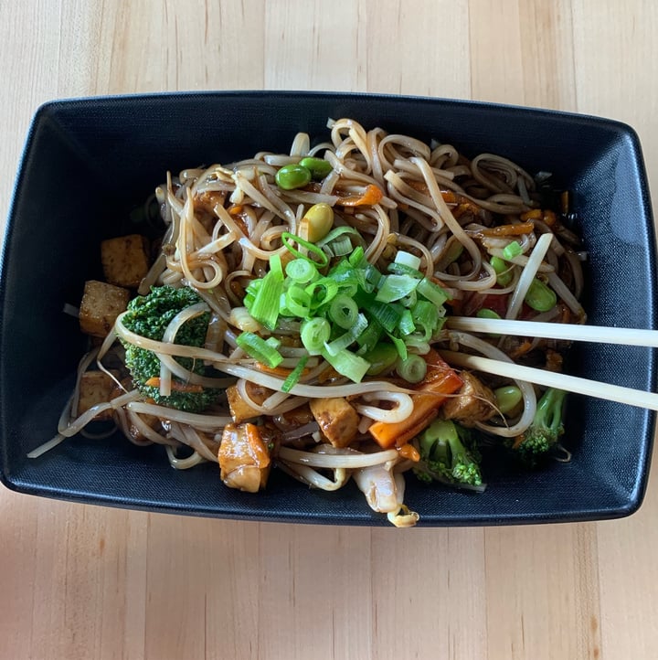 photo of Thaïzone Nouilles teriyaki / Teriyaki Noodles shared by @dansvatek on  12 Sep 2023 - review