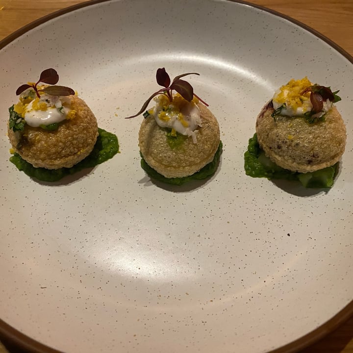 photo of Mallow Canary Wharf spinach dahi puri shared by @elisabetta76 on  24 Aug 2023 - review