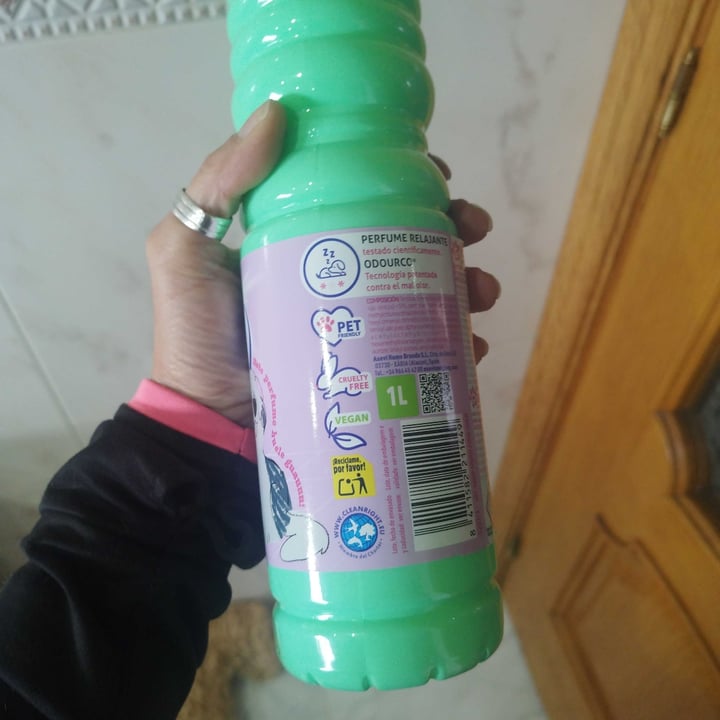 photo of Asevi Fregasuelos Mascotas shared by @helendrus on  05 May 2025 - review