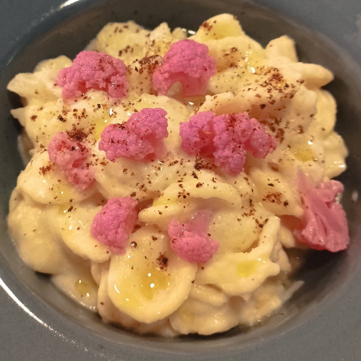 photo of Sesamo Nero orecchiette al cavofiore e crema di limone arrostito shared by @albetty on  26 Oct 2023 - review