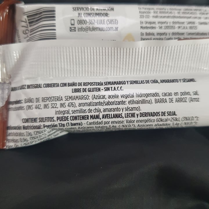 photo of Lulemuu Barrita de chocolate Con Semillas shared by @yukiita on  16 Sep 2024 - review