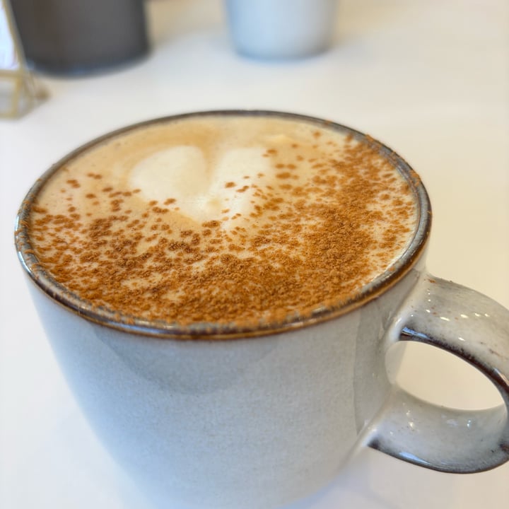 photo of Café Frida Latte aux épices d’automne shared by @missnarciss on  21 Sep 2025 - review