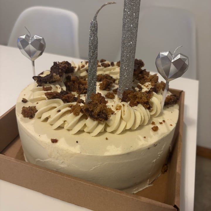photo of CASA NUEZA Torta Cookies & Cream shared by @evayufera on  07 Feb 2025 - review