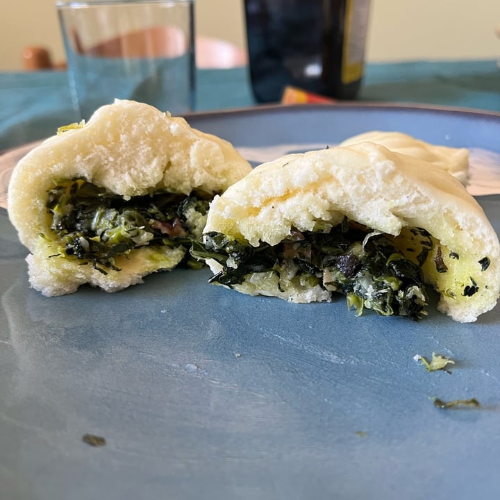 photo of Fresh Asia 香源 手工素包 青菜香菇 FRESHASIA Chinese Bun with Mushroom and Bok Choy shared by @greenavocado on  27 Apr 2024 - review