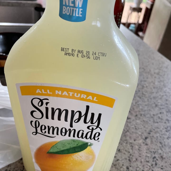 photo of simply lemonade Simply Lemonade shared by @tatanka05 on  11 Dec 2024 - review