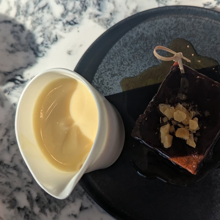 photo of Heavenly Desserts Hounslow Sticky Toffee Pudding shared by @filter-kaapi on  01 May 2025 - review