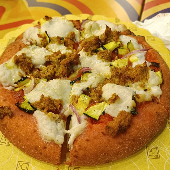 photo of Flower Burger pizza ton Not shared by @luana92 on  06 Nov 2024 - review