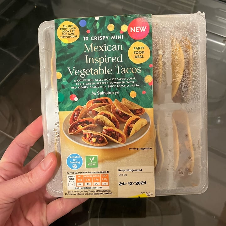 photo of Sainsbury's 10 Crispy Mini Mexican Inspired Vegetable Tacos shared by @ameriamber on  25 Aug 2025 - review