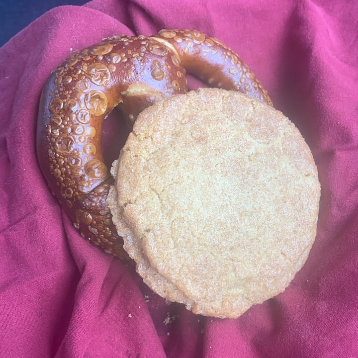 photo of Prager Brothers Artisan Bread snickerdoodle shared by @unejanie on  24 Apr 2024 - review