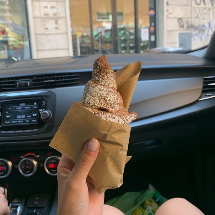 photo of Vegustibus Cornetto al Pistacchio shared by @valeriapugliese on  08 Feb 2025 - review