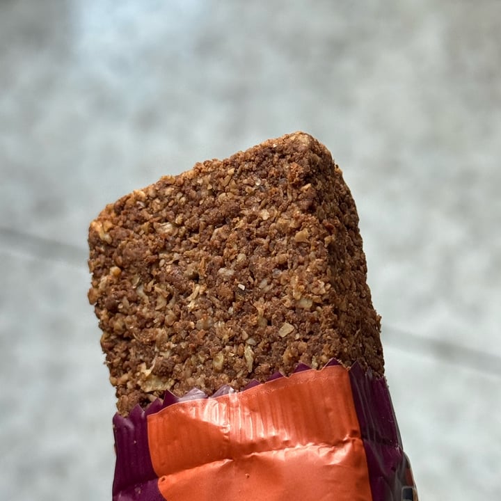photo of Isolabio crunchy avena, choco & caco nibs shared by @mykemical on  09 Oct 2025 - review