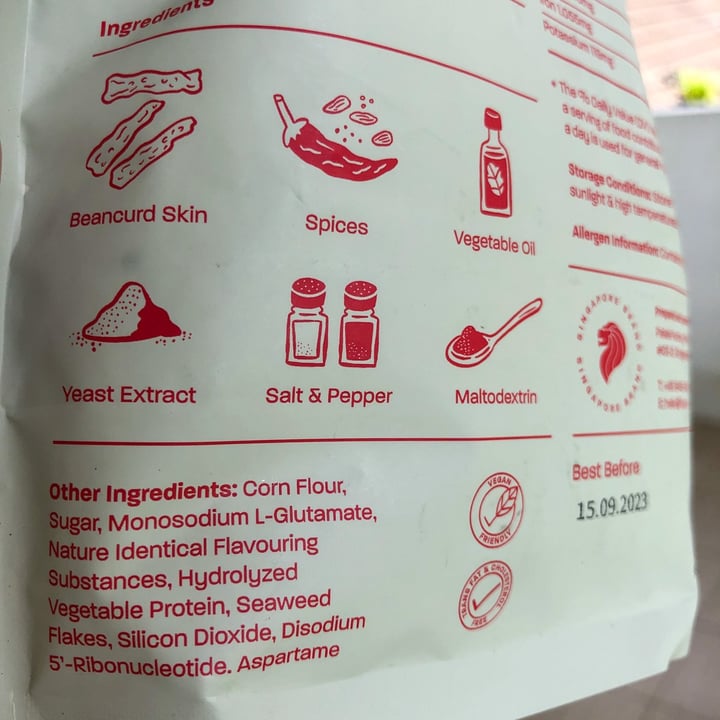 photo of fǔpí Seaweed Wasabi Crispy Beancurd Skin Sticks shared by @m1tch9i on  19 Sep 2024 - review