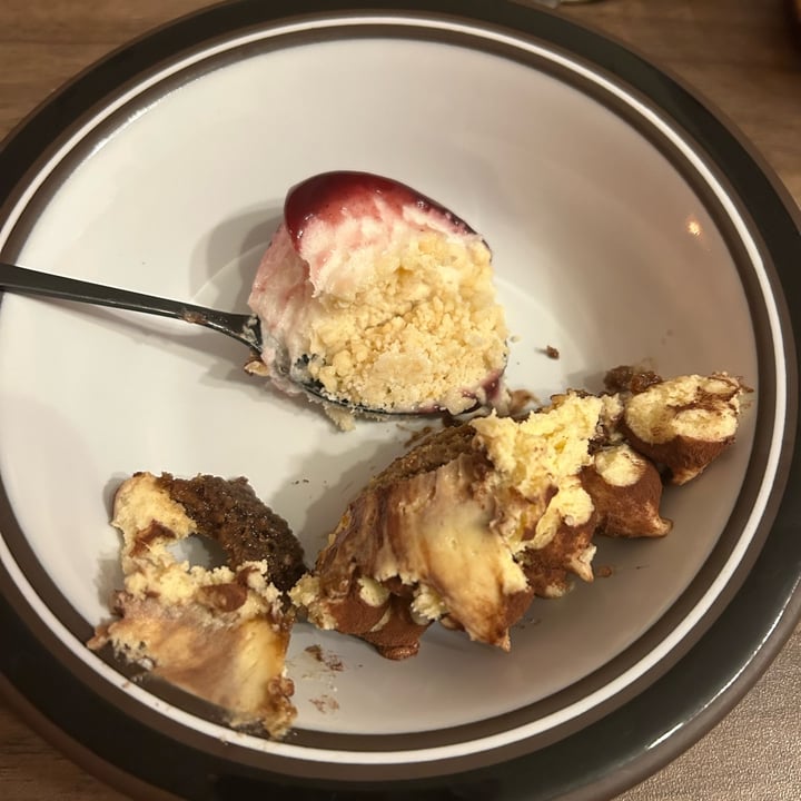 photo of Albert Heijn AH dessert tiramisu shared by @tiascaz on  06 Oct 2025 - review