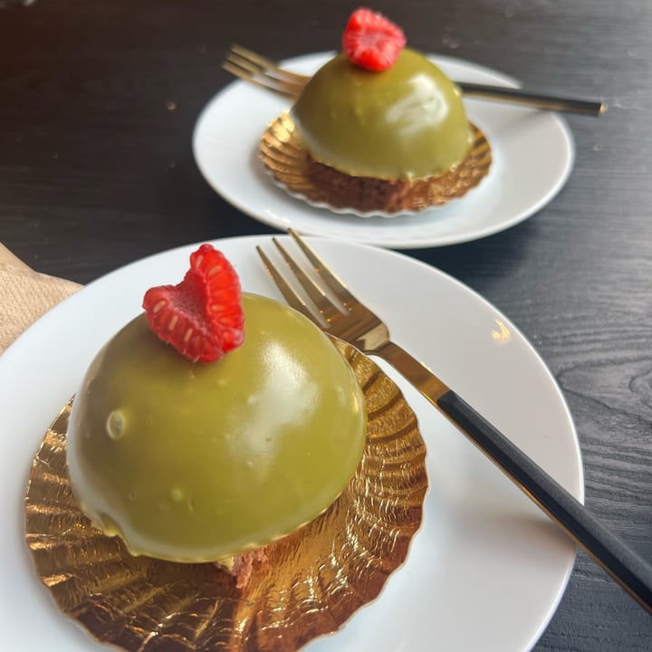 photo of Efrem - Caffetteria, Pasticceria, Cucina Monoporzione Al Pistacchio shared by @alecav on  17 Jun 2025 - review