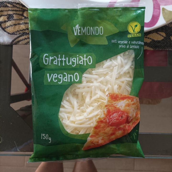 photo of Vemondo grattuggiato vegano shared by @estefanyreey on  04 Sep 2023 - review