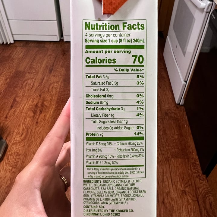 photo of Simple Truth Unsweetened Soy Milk shared by @marykathryncs on  12 Sep 2023 - review