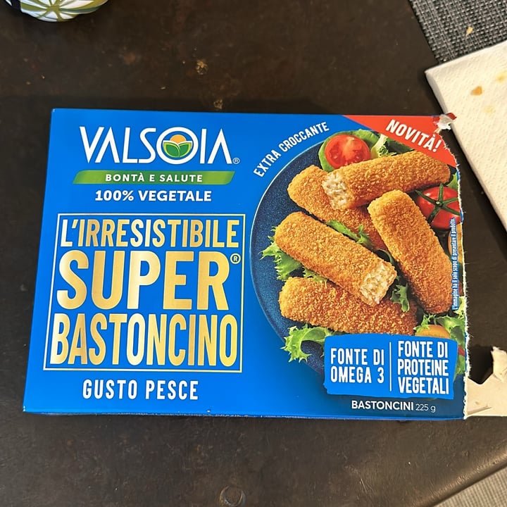 photo of Valsoia L'Irresistibile Super Bastoncino Gusto Pesce shared by @chiararas92 on  18 May 2024 - review