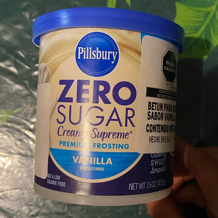 photo of Pillsbury Creamy Supreme Sugar Free vanilla frosting shared by @lucerolav12 on  12 Jan 2024 - review
