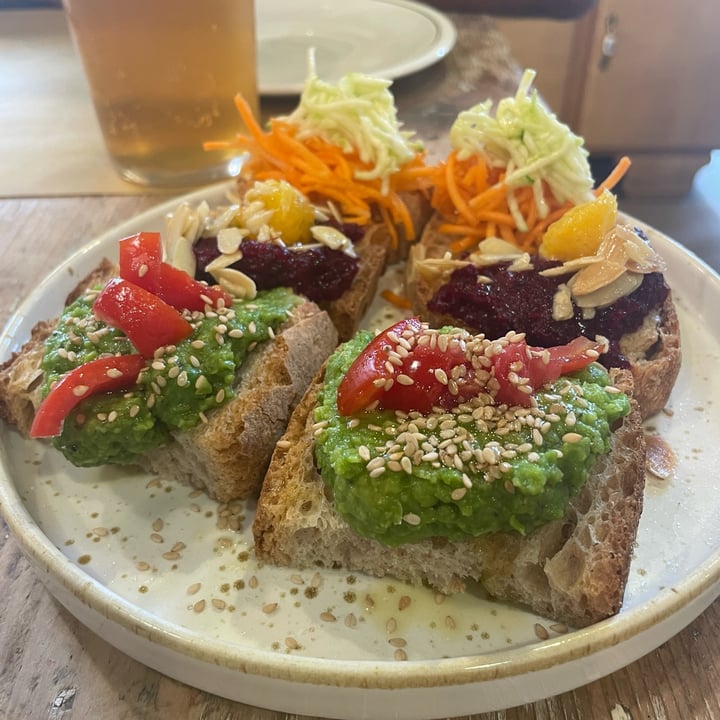 photo of In Pasta - Cibo e Convivio Tagliere Di Bruschette Vegan shared by @vales12 on  07 Jul 2025 - review
