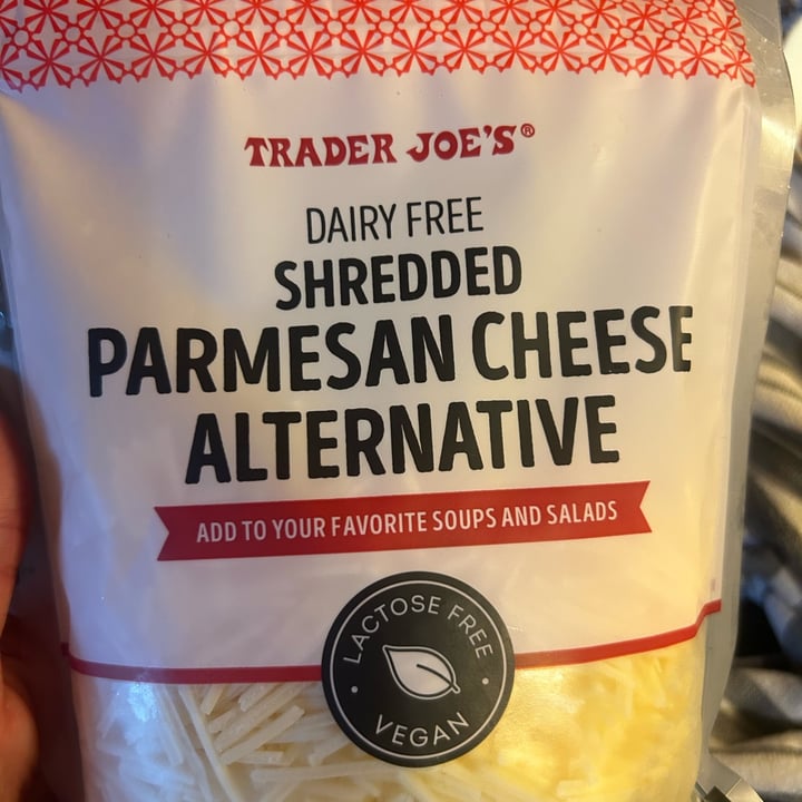 photo of Trader Joe's Dairy-free shredded parmesan cheese alternative shared by @shutupmeg on  20 Aug 2023 - review