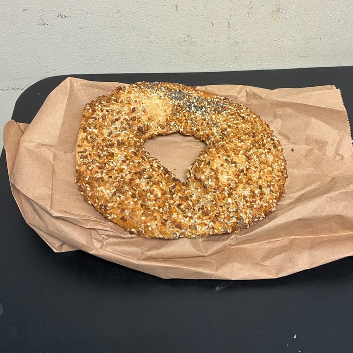 photo of Bagel Boss Boca Raton Everything Flagel shared by @heartartichokehearts on  09 Oct 2025 - review