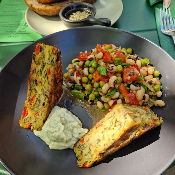 photo of PULSE PlantBased HomeCooking Savoury TRAYBAKE + Green Lentil Beetroot Salid shared by @cw50 on  11 May 2024 - review