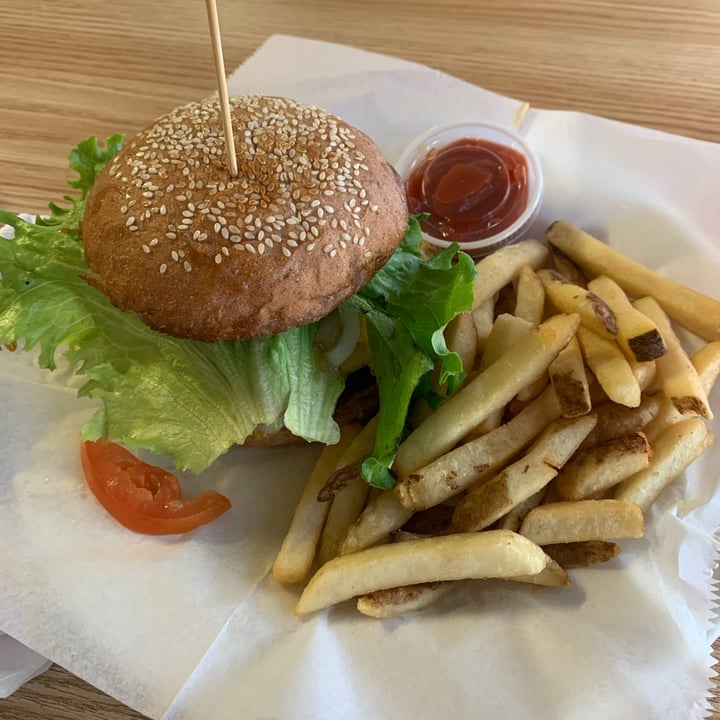 photo of Mr. Natural The Texas Burger shared by @sustainablesam on  30 Aug 2023 - review