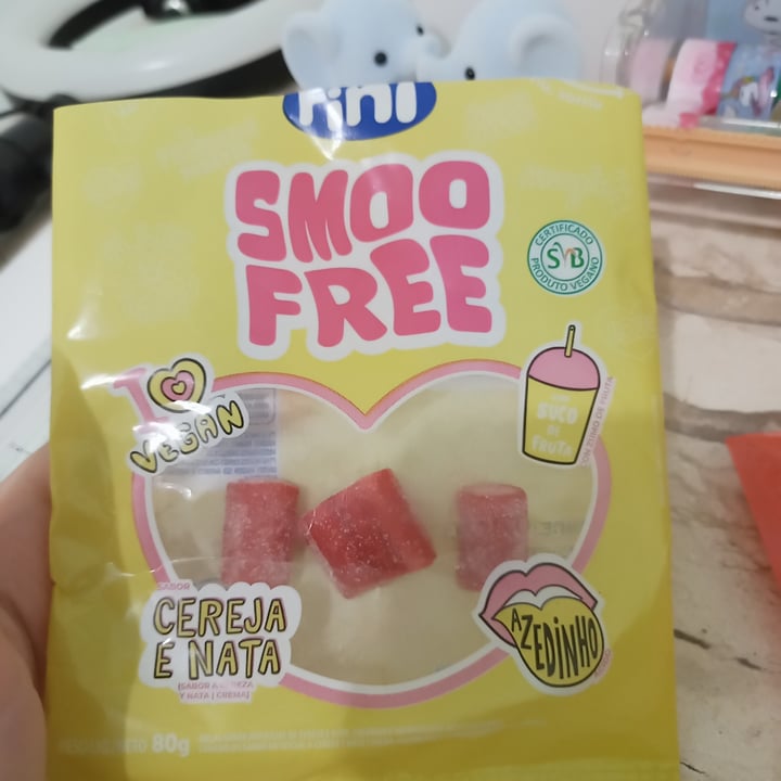 photo of Fini Smoo Free Cereja e Nata shared by @chuusavethebees on  27 Sep 2023 - review