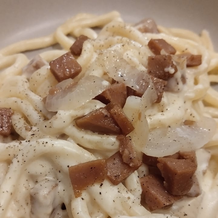 photo of ...IDEM CON PATATE Carbonara veg shared by @virgolette on  06 Dec 2023 - review