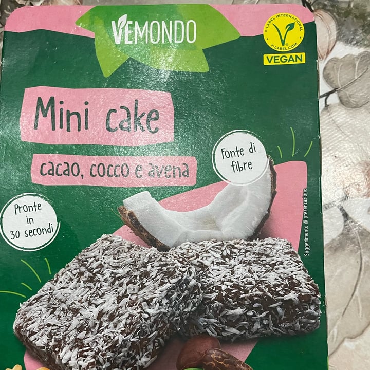 photo of Vemondo mini cake cacao cocco e avena shared by @lunaris on  17 Sep 2024 - review