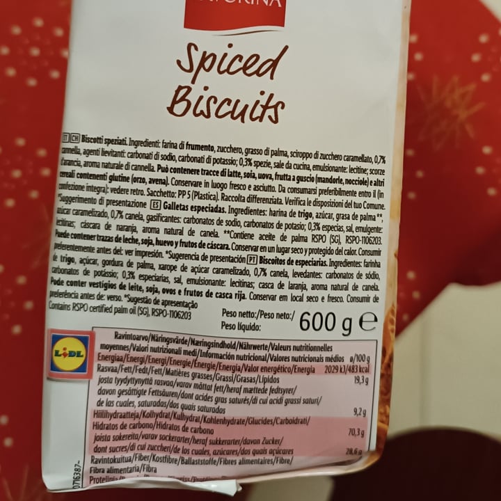 photo of Favorina Biscotti speziati shared by @veganfran on  20 Dec 2024 - review
