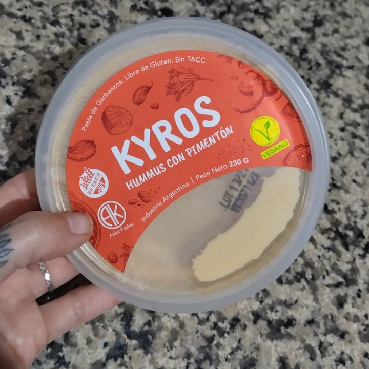 photo of Kyros Hummus con Pimentón shared by @mik-belmonte on  21 Oct 2023 - review