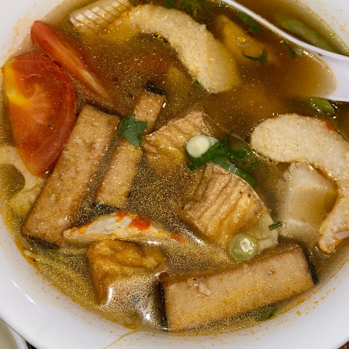 photo of Utopia Vegan Soy Seafood Sour Soup shared by @blacklilyleaf on  05 Nov 2024 - review