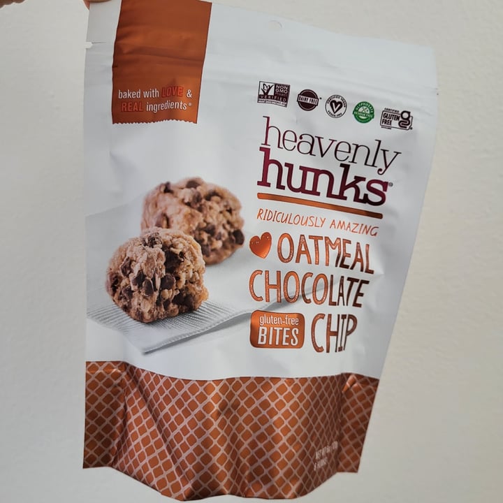 photo of Heavenly Hunks Oatmeal Dark Chocolate Chip Cookies shared by @socalvegan on  05 Sep 2023 - review