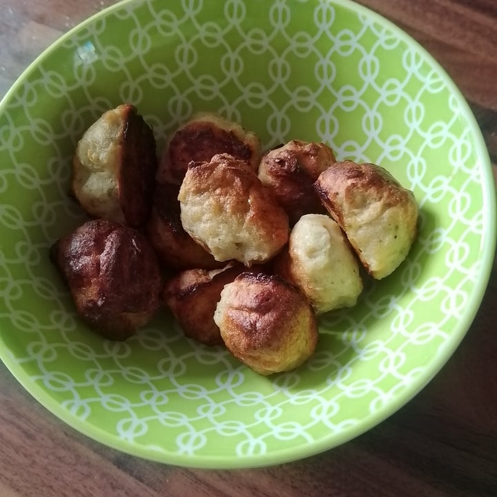 photo of Vemondo meat free meatballs shared by @lucylou77 on  28 Apr 2024 - review