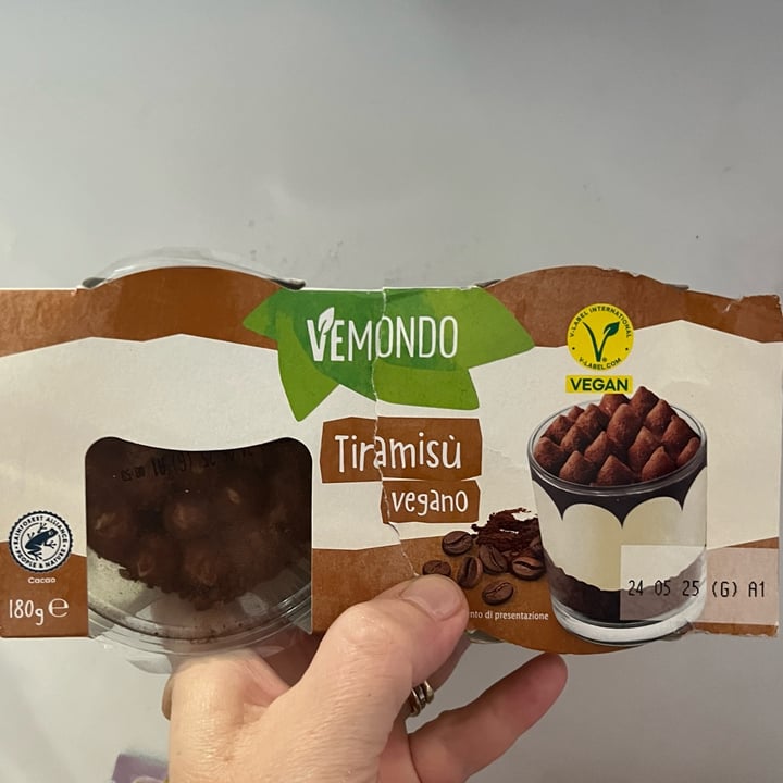 photo of Vemondo tiramisù vegano shared by @mariamagri on  29 Apr 2025 - review