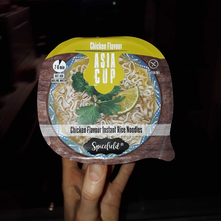 photo of Spicefield Chicken flavour instant rice noodles shared by @adropoceanic on  05 Oct 2025 - review