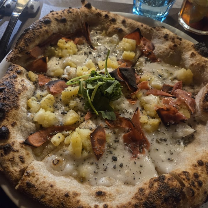 photo of Locanda Sa Matracca Cagliari Pizza Veggy shared by @valepav on  10 Jun 2025 - review