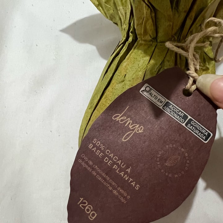 photo of Dengo Chocolates Ovo de chocolate com aveia shared by @deboramora on  30 Apr 2024 - review