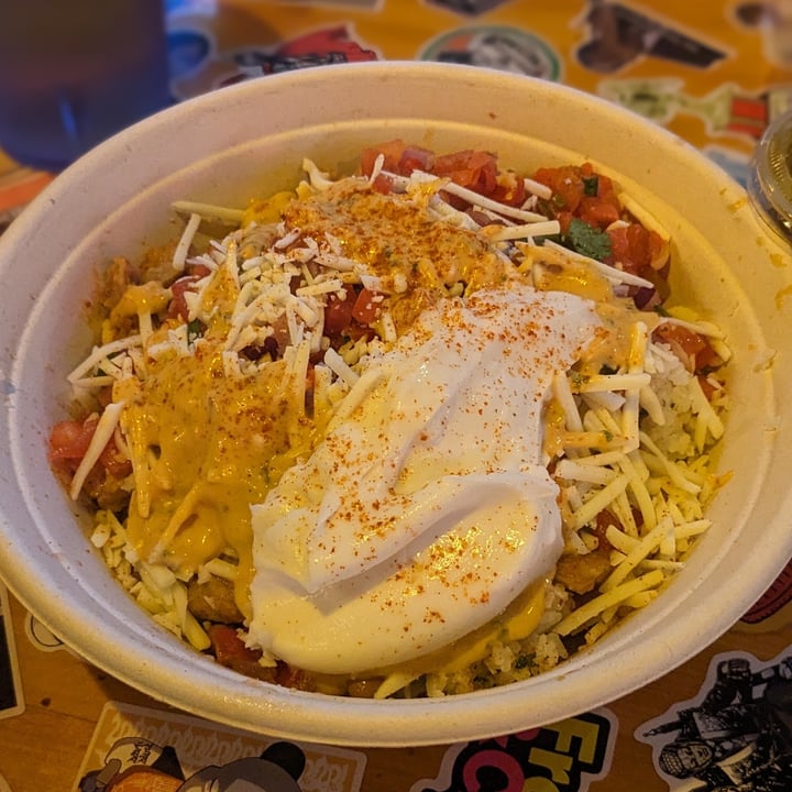 photo of Boxcar Hippie Vegan Roasted Chicken Bowl shared by @iszy on  10 Mar 2024 - review